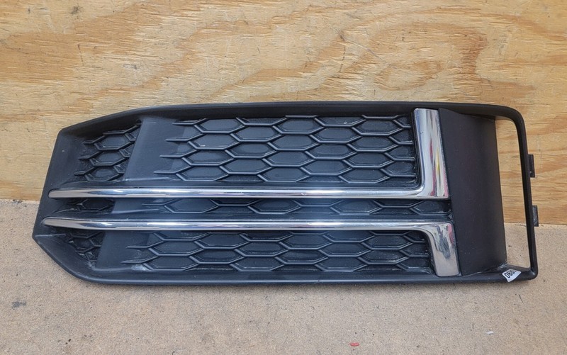 2017 2018 2019 AUDI A4 B9 S-Line Front LH Lower Grille Foglight Cover 80W807681F