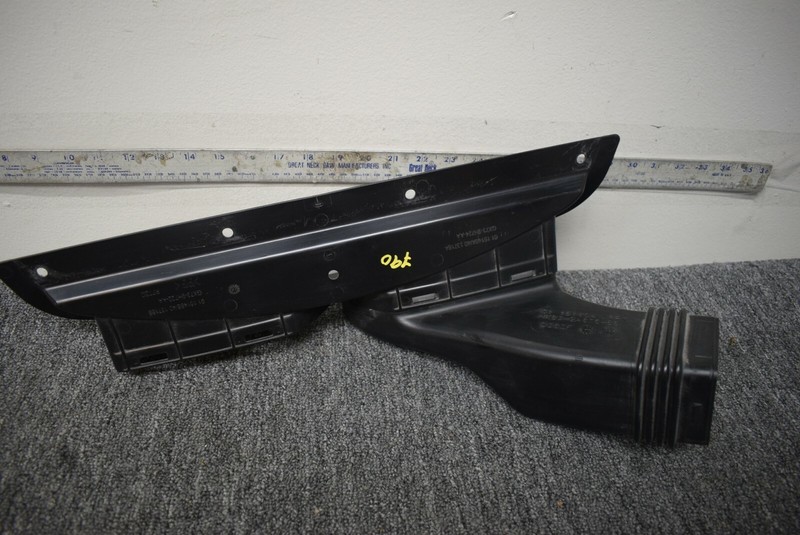 2016 JAGUAR F PACE EXTERIOR VENT GRILL FACTORY OEM