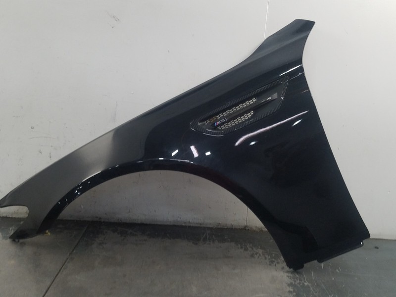 2013 BMW M5 F10 Left Driver Fender - * #6234 Q1