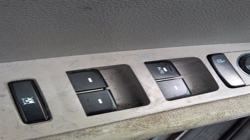 Driver Front Door Switch Driver's Lock And Window Fits 15-19 SONATA 1550636