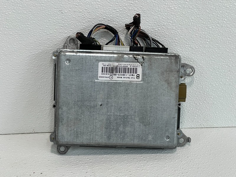 00-02 Jaguar S-type Body Control Module OEM