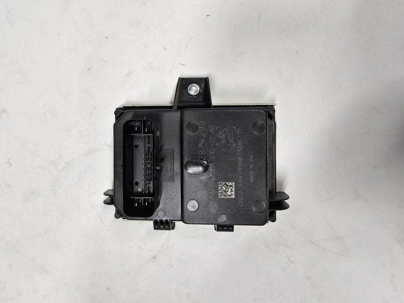 2013-2014 Chevrolet Cruze Chassis Brain Box 7668 Fuel Pump Module 22874299