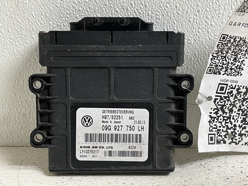 2012-2014 Volkswagen Passat Transmission Computer Tcu Tcm Module 09G 927 750 LH