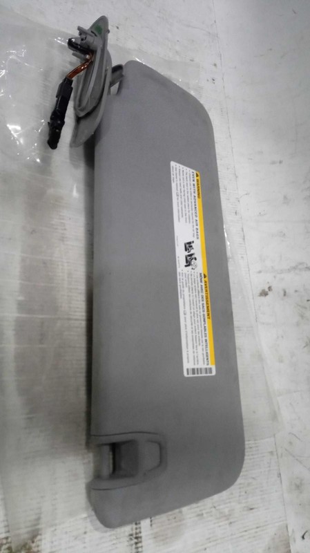 2018 GMC Sierra 1500 Black Sun Visor OEM Used Part 186298 136K Miles