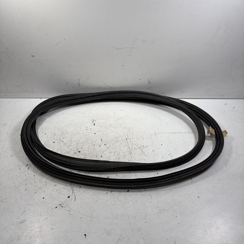 09-13 Honda Fit Tailgate Body Weatherstrip Seal 74440-TF0-003 OEM