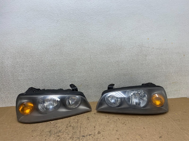 2004 2005 2006 Hyundai Elantra Left+Right Set Halogen Headlights W7978 DW