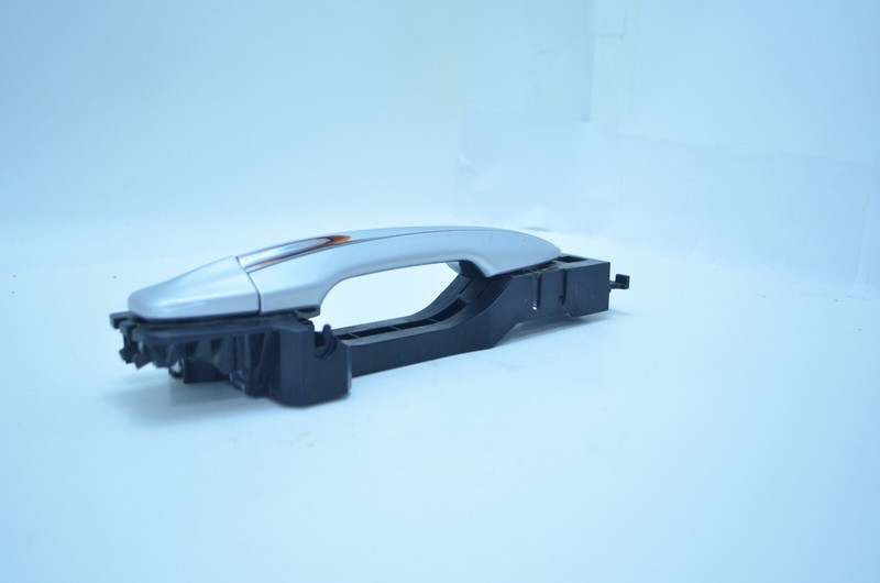 14-18 INFINITI Q50 REAR RIGHT PASSENGER SIDE EXTERIOR DOOR HANDLE SILVER OEM
