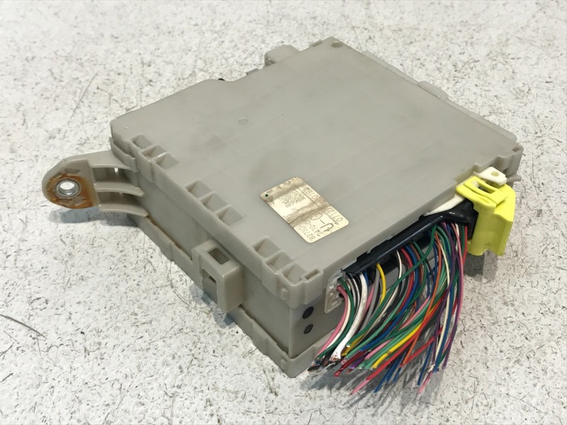 2007-2009 Lexus LS460 LS460L Dash Left Driver Side Junction Fuse Box OEM