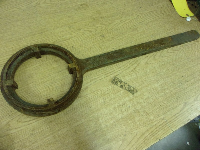 Wrench 74 3012 6" Bore w/Teath 6-1/2" bore 28-7/16"L 3/4" Thick *FREE SHIPPING*