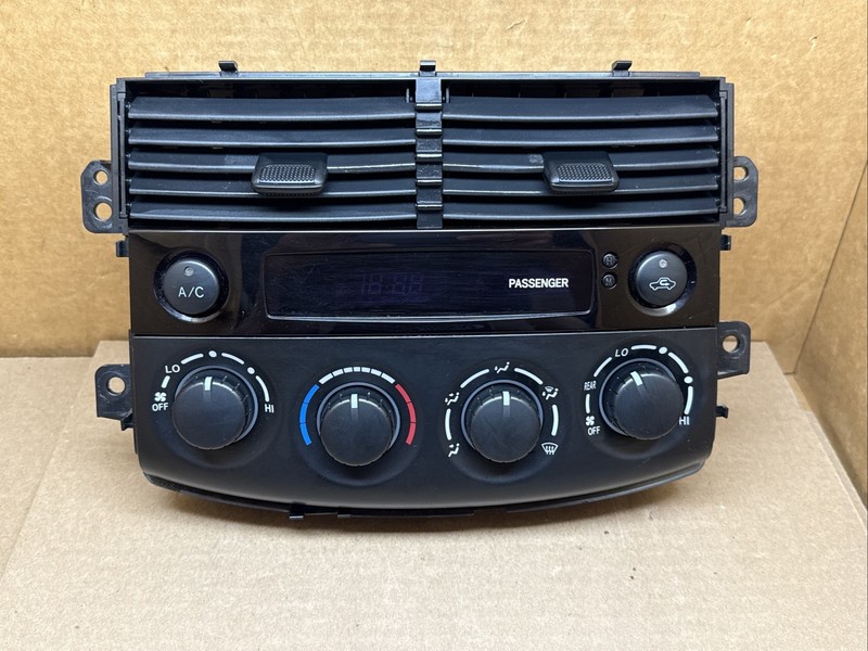 2004-2005 Toyota Sienna Manual Climate Temp Temperature Control OEM 84010-08010