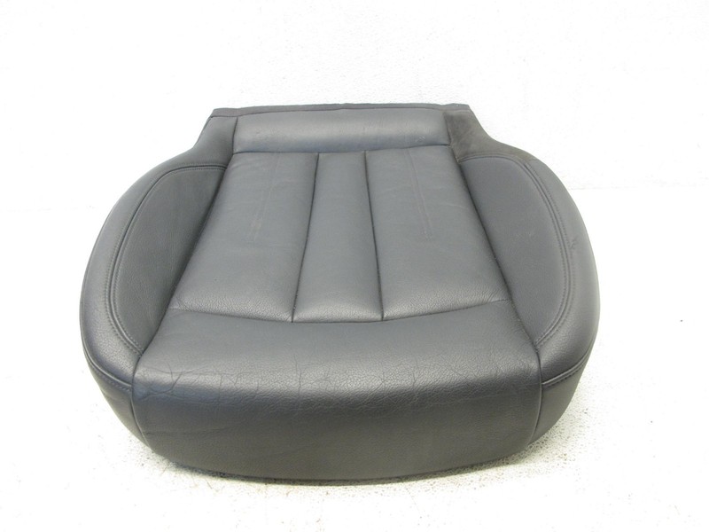 17-19 AUDI B9 A4 FWD QUATTRO SEAT LOWER BOTTOM CUSHION FRONT RIGHT OEM 011325