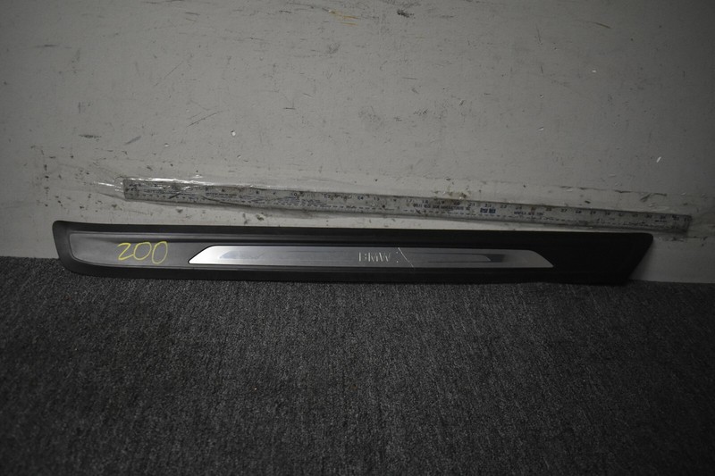 BMW 4 SERIES STEP PAD TRIM FACTORY OEM