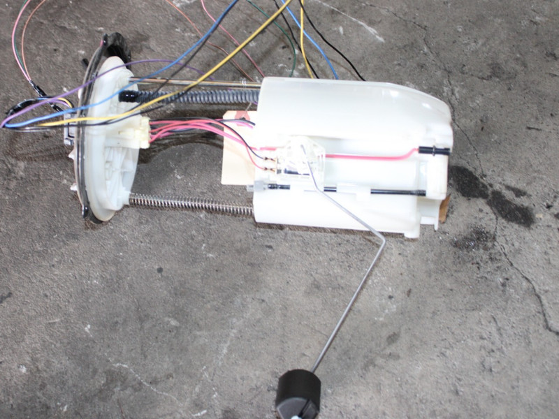 2017-2021 MITSUBISHI OUTLANDER SPORT 2.0L GASOLINE FUEL TANK PUMP UNIT OEM