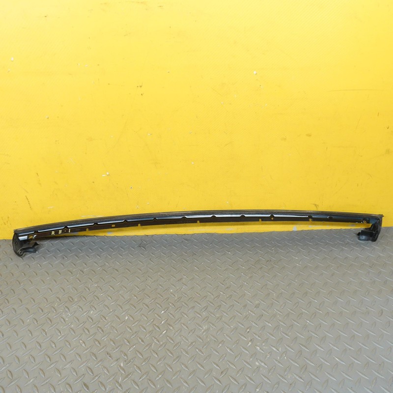 2016-2020 TESLA MODEL X REAR RIGHT SIDE FALCON DOOR RUBBER SEAL OEM 1072080-90-D