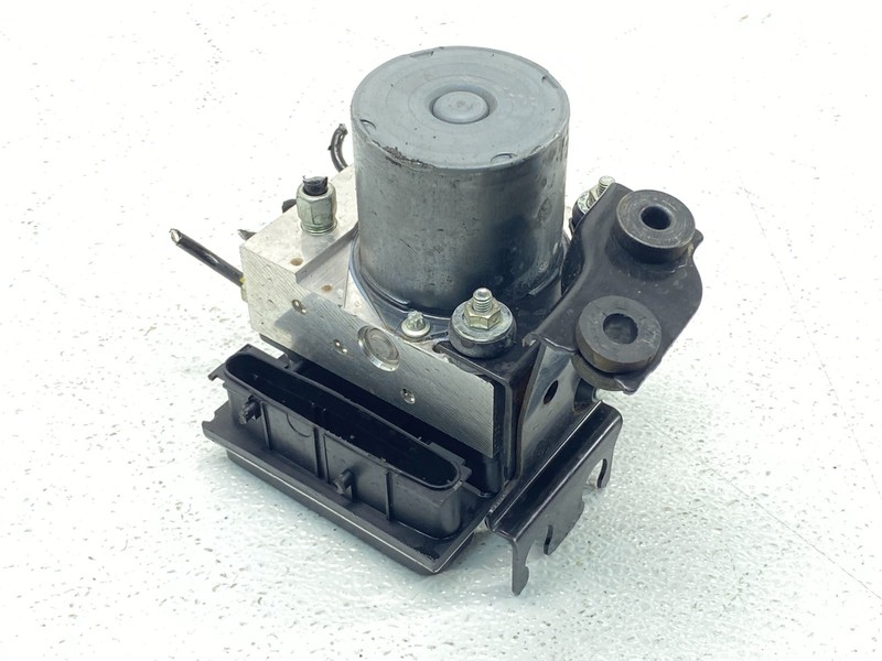 2010-2013 Infiniti G37 Anti-Lock Brake ABS DSC Pump Module Unit OEM✅