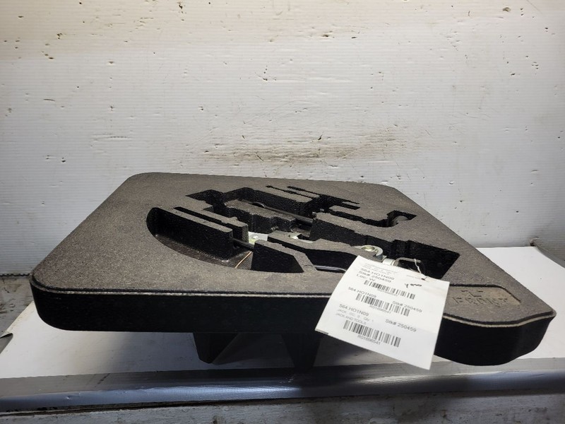ACCORD 2009 Jack and Tool Kit 1696541