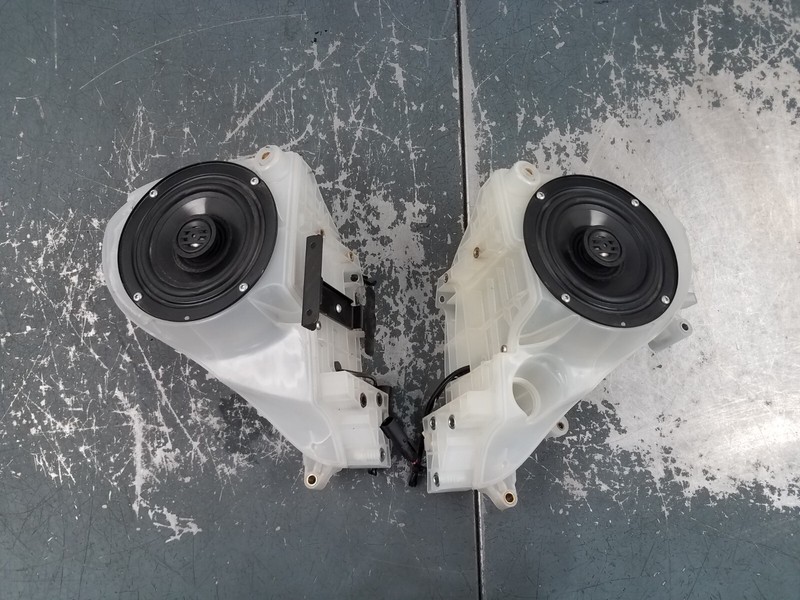 2014 14 - 16 Harley Ultra Limited Front Speakers / Pods - * #0677