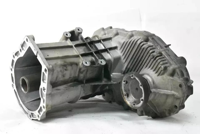 07-10 Audi Q7 4L Transmission Transfer Case Gear Box 0AQ341010J OEM