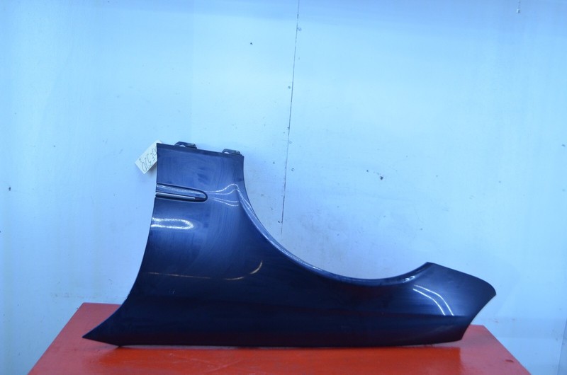 03-09 MERCEDES-BENZ W211 E320 LEFT DRIVER SIDE FENDER PANEL BLUE OEM