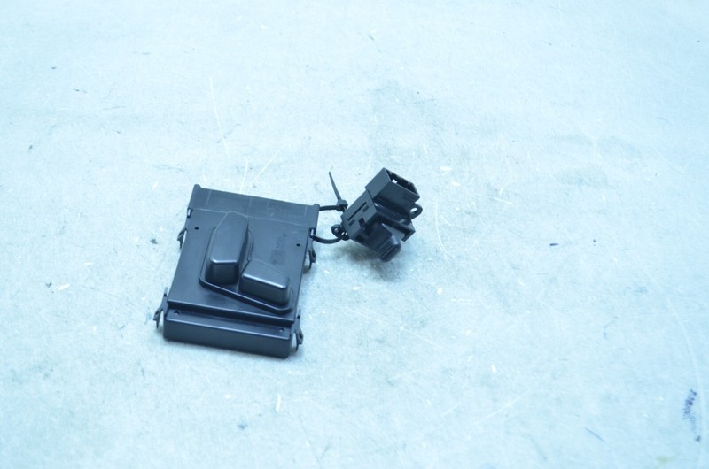 06-10 DODGE CHARGER R/T FRONT LEFT DRIVER SIDE SEAT CONTROL SWITCH OEM