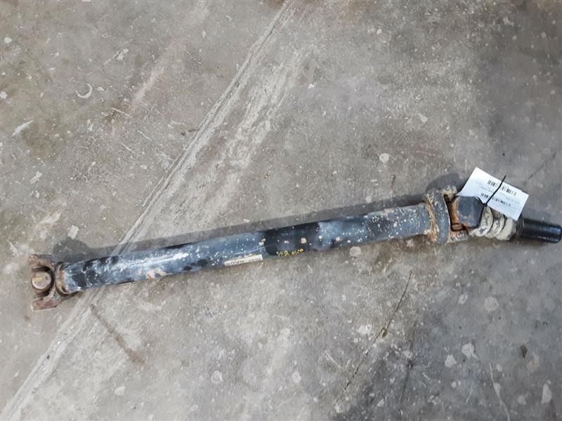 Front Drive Shaft Classic Style 5.3L Fits 14-19 SIERRA 1500 PICKUP 3276503
