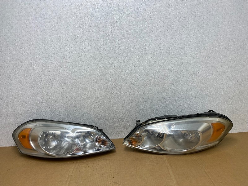 2006 - 2013 Chevrolet Impala Left+Right Set Headlights Halogen AC8417 DW