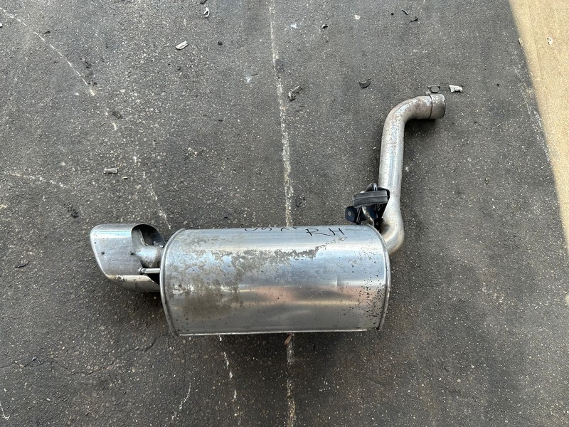 09-10 JAGUAR XF 4.2L RIGHT PASSENGER SIDE EXHAUST MUFFLER W/ TIP OEM