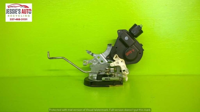 01-05 RAV4 S 2.4L AT PASSENGER RIGHT REAR DOOR LOCK LATCH ACTUATOR OEM 2043-7