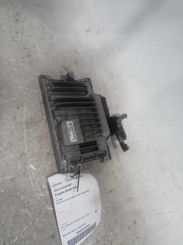 2023 Honda Passport Engine Control Module ECM OEM 37820RLVB42 36K Miles