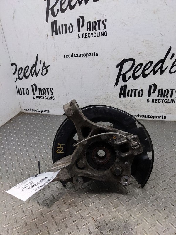 Passenger Front Spindle/Knuckle VIN P 4th Digit Limited Fits 11-16 CRUZE 1112882
