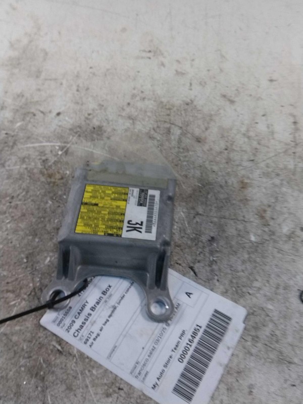 Used Air Bag Module fits: 2009 Toyota Camry Air Bag air bag control under consol