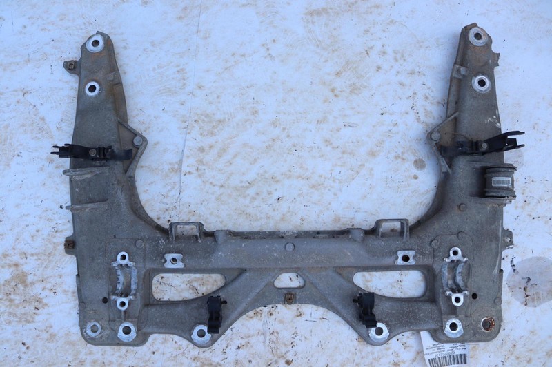 2014-2019 PORSCHE CAYMAN 981 2.7L M/T FRONT SUSPENSION CROSSMEMBER SUBFRAME OEM