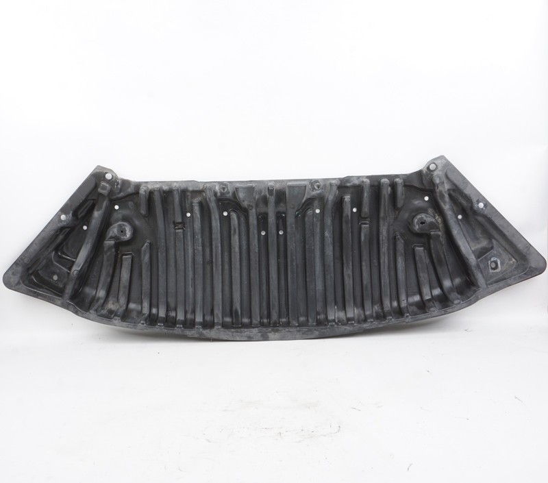 2008 - 2014 MERCEDES C200 C250 C300 C350 Engine Front Lower Mud Flap Splash Guar