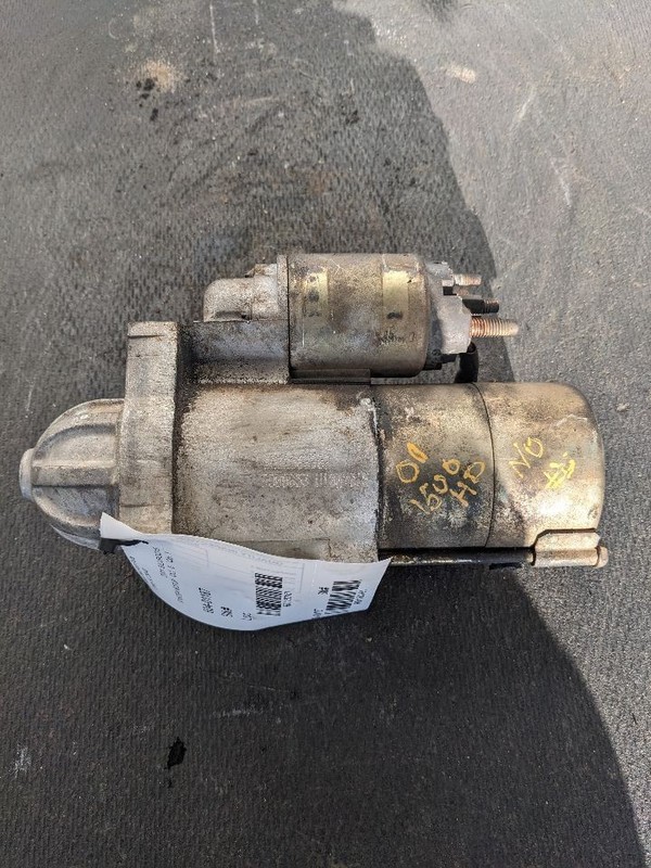 Starter Motor Fits 00-05 SIERRA 2500 PICKUP 1180161