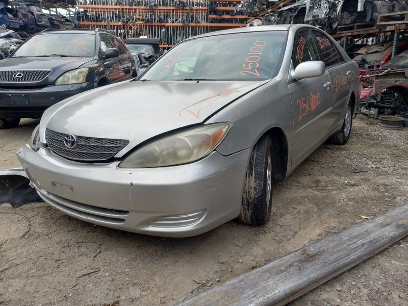 Driver Left Fender Fits 02-06 CAMRY 568358