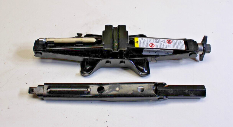 06 07 08 09 10 11 12 Chevy Malibu 05-10 G6 Scissor Jack Lug Tire Iron Wrench