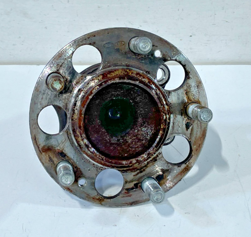 2020-2025 HYUNDAI ELANTRA VENUE REAR LEFT OR RIGHT WHEEL BEARING HUB # 101822