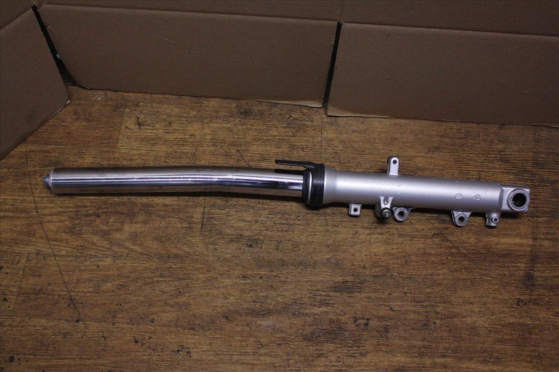 2000 YAMAHA YZF R 6 FRONT LEFT FORK TUBE *BENT* OEM R6 * 00