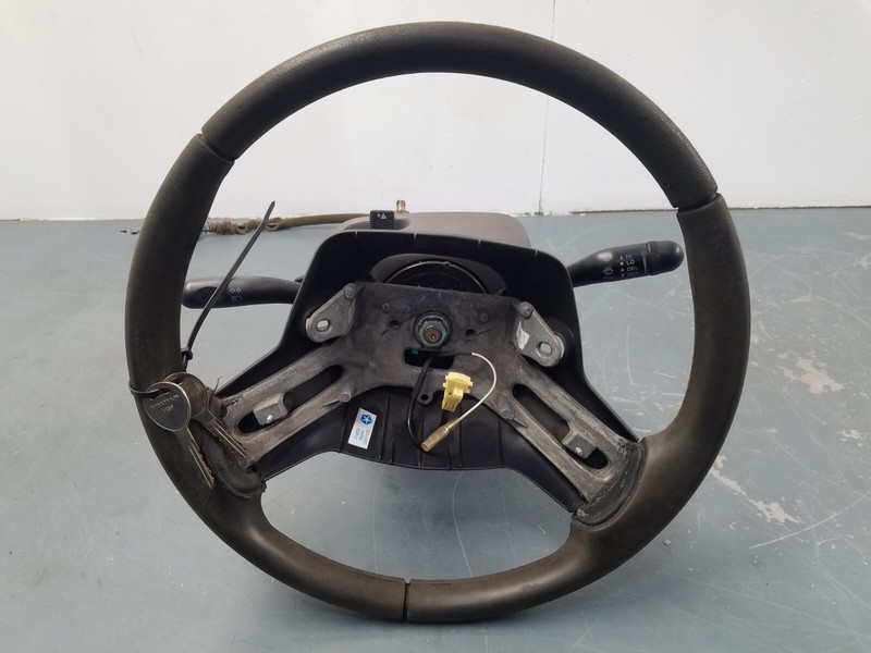 1998 Jeep Cherokee Classic XJ 4x4 4.0L Steering Wheel / Column / Key#7031 E4