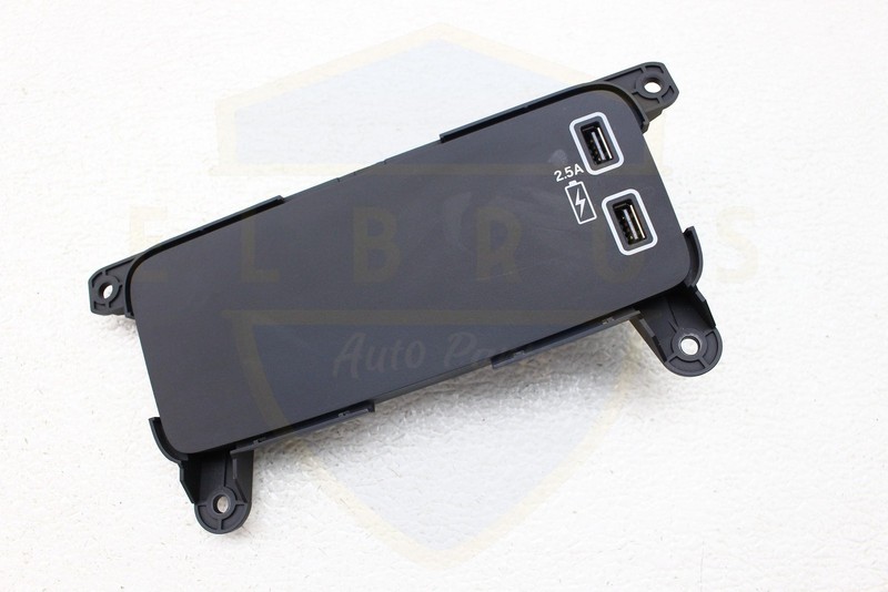 HONDA PILOT 19 20 21 22 REAR CENTER CONSOLE AUXILIARY JACK USB MEDIA PORT OEM