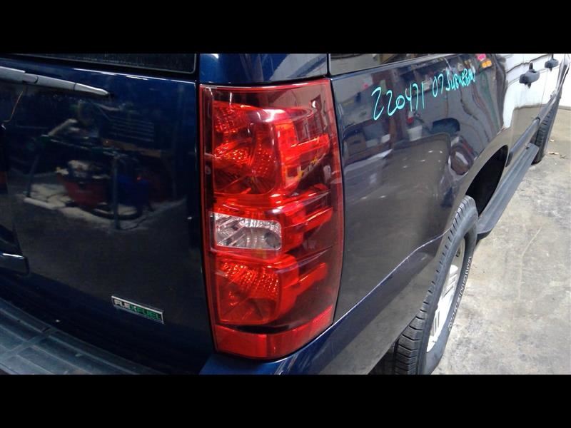 Passenger Right Tail Light Fits 07-14 SUBURBAN 1500 1014658