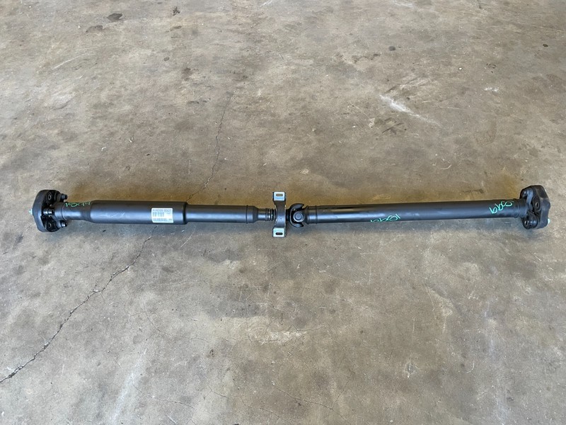 2015-2018 Mercedes C300 Rear Driveshaft Drive Shaft Propeller RWD 2.0L 1599 OEM