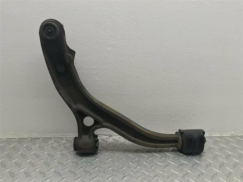 96-00 GRAND CARAVAN VOYAGER TOWN & COUNTRY DRIVER FRONT LOWER CONTROL ARM OEM
