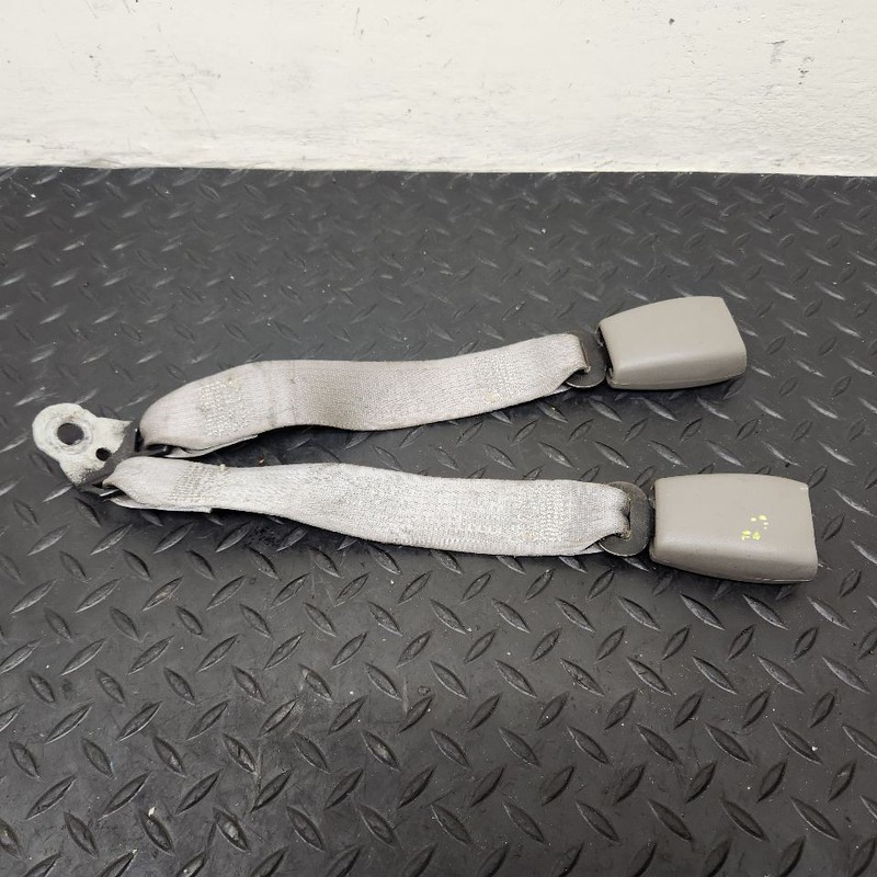 99-05 Chevrolet Silverado Extended Cab Rear Seat Double Buckle Gray OEM 12477801
