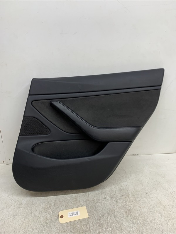 18-20 TESLA 3 REAR RH SIDE INTERIOR DOOR PANEL TRIM COVER 1105096-00E 51056 C2