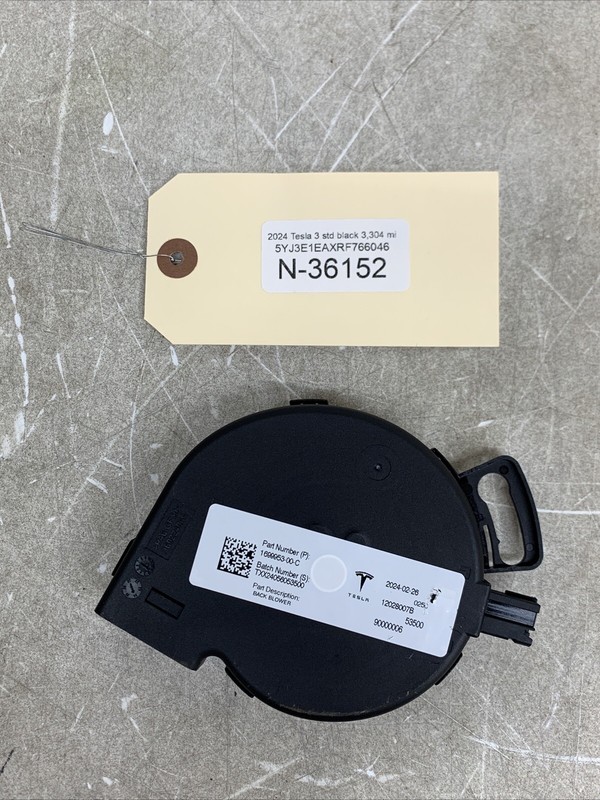 ⚡️24-25 TESLA MODEL 3 1R SEAT BACK BLOWER 1699953-00-C 36152 B61