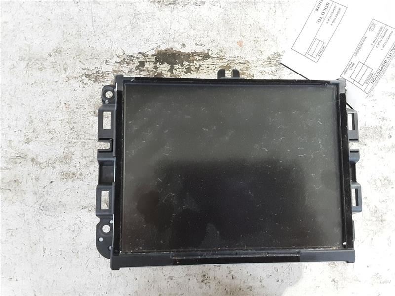 2014-2015 Jeep Grand Cherokee Radio w/Navigation 8.4 in Screen Face Plate ID RA4