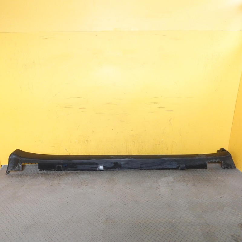2016-2020 TESLA MODEL X RIGHT SIDE ROCKER PANEL SKIRT TRIM MOLDING 1034219-00-B