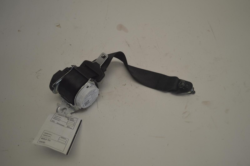 2018-2021 ALFA ROMEO STELVIO REAR LEFT DRIVERSIDE SEAT BELT OEM