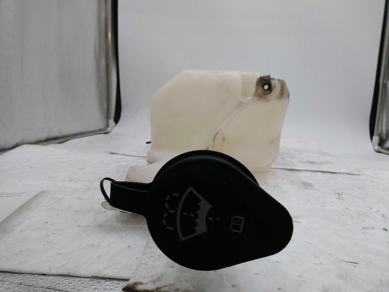 2013 Chevrolet Silverado 1500 Washer Fluid Reservoir OEM Black 123K Miles